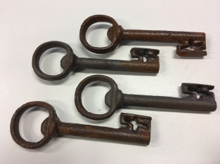 Classic cast iron key as a bottle opener, beautiful!